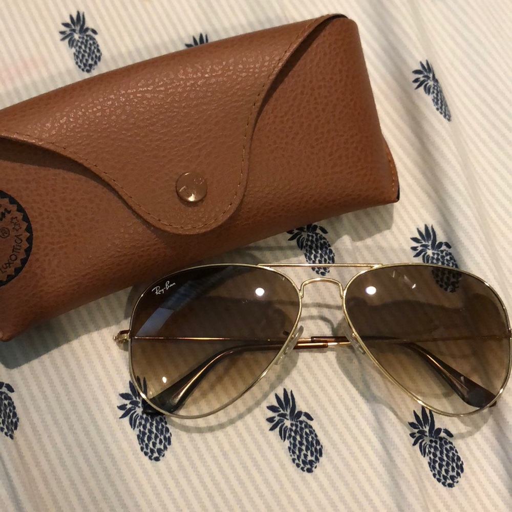 Ray Bans  -Gold frame gradient brown lense Aviator